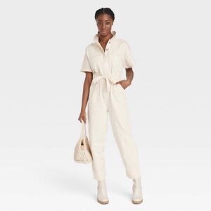Universal Thread Women's Short Sleeve Button-Front Boilersuit Cream Color sz 6